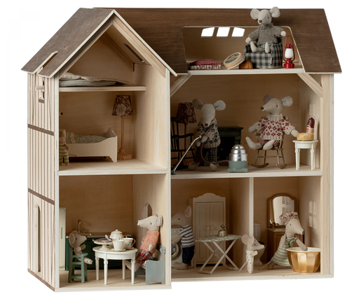 Mouse Hole Farmhouse - JKA Toys